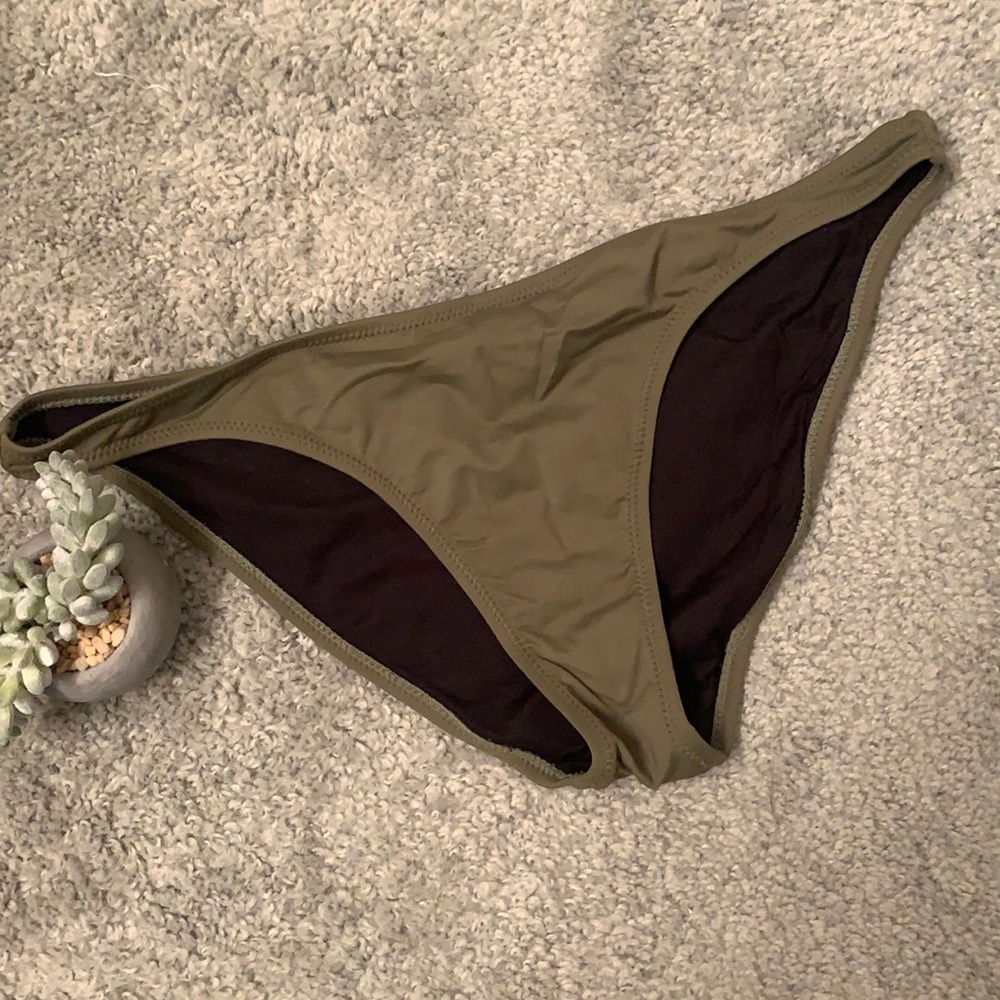 2 bikini bottoms size medium